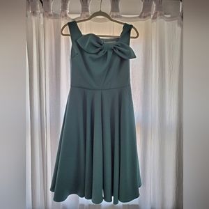 Gal Meets Glam Dress